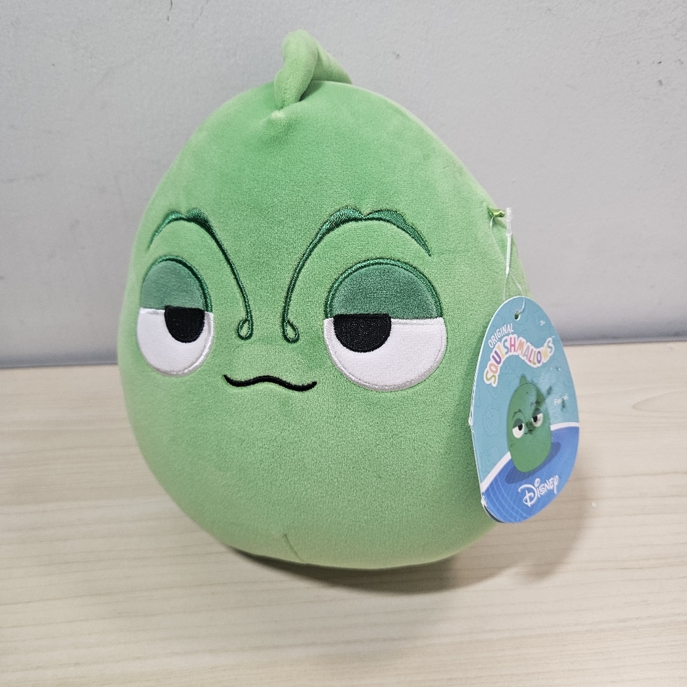 Squishmallows Disney Tangled Pascal the Chameleon 8" *Tag Wear*